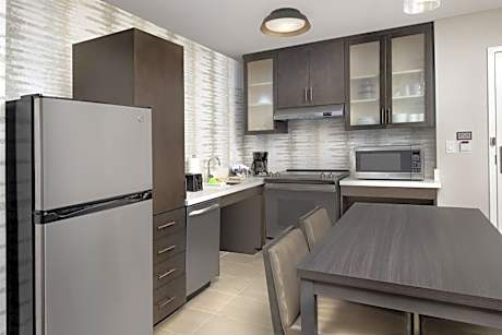 Studio, 1 King, Sofa bed