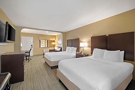 Best Western Cedar Inn