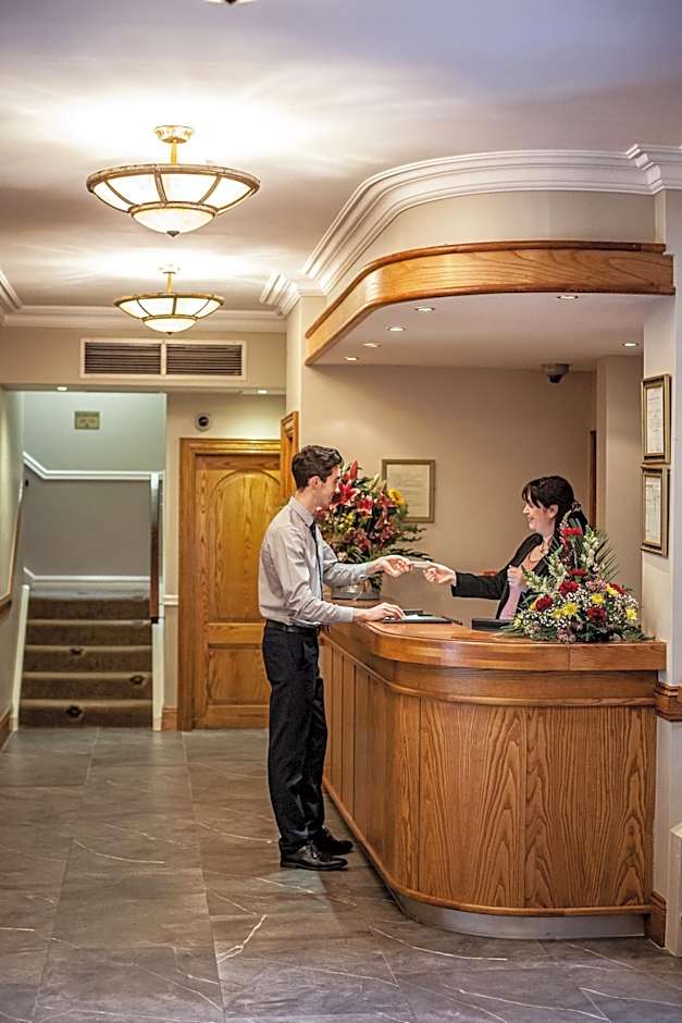Gullane's Hotel