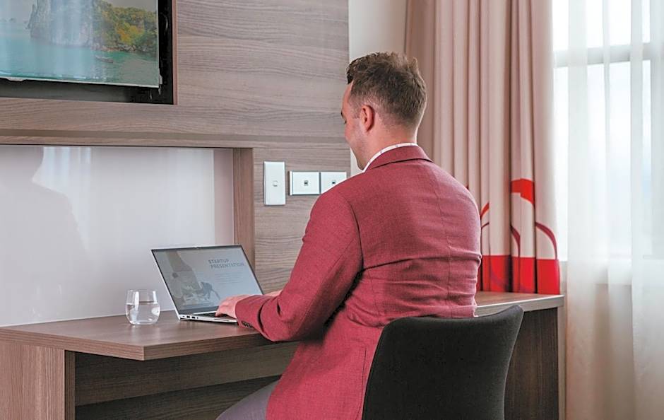 Novotel Glen Waverley Hotel