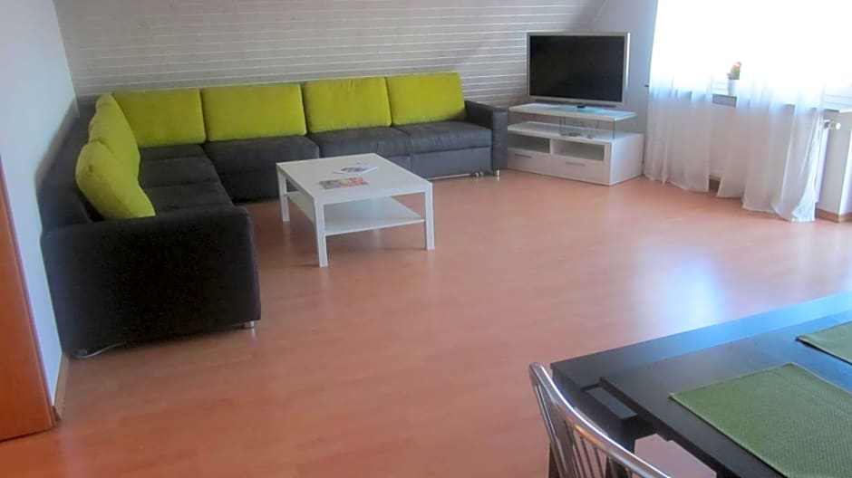 Komfort Apartment 1 DG Jürgen Kunzi