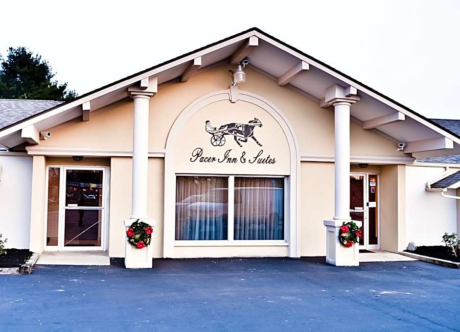 Pacer Inn And Suites Delaware