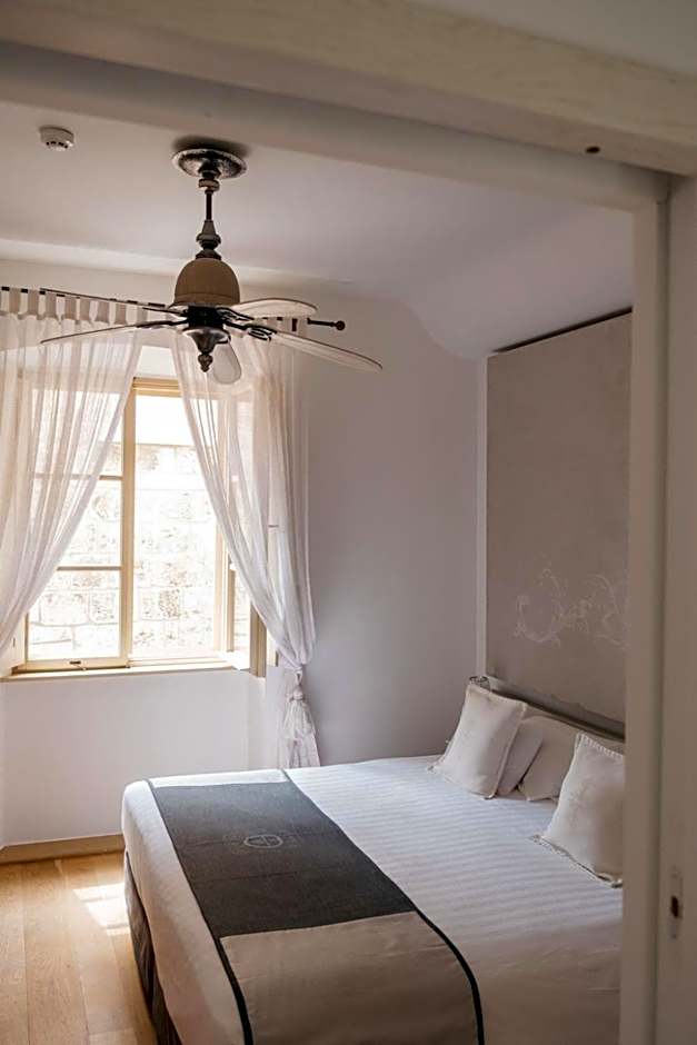 Lesic Dimitri Palace