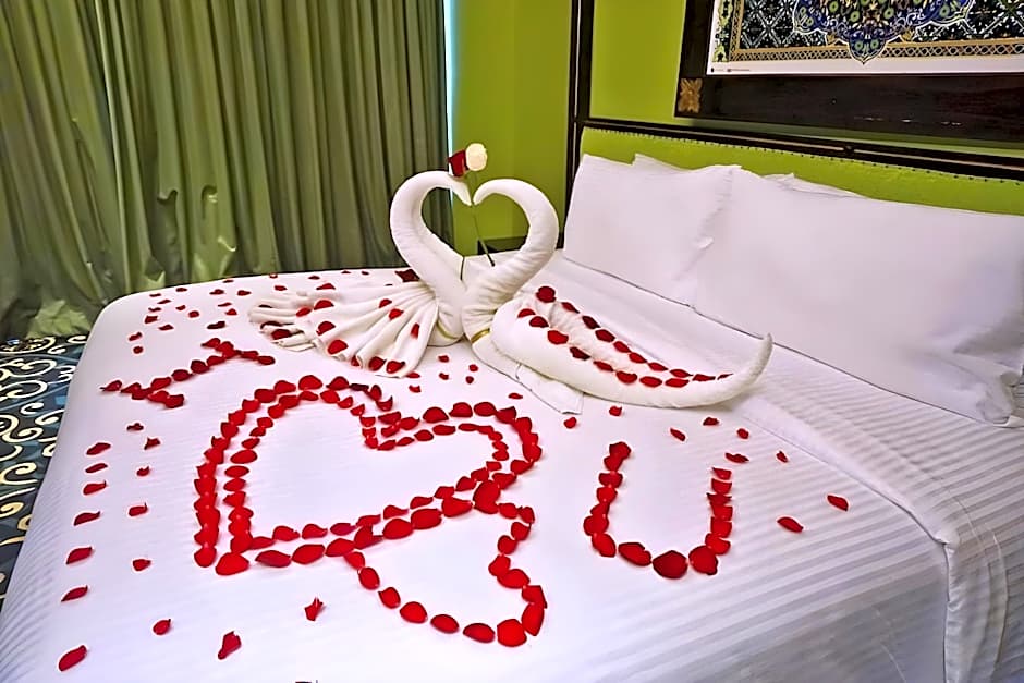 Mudzaffar Hotel