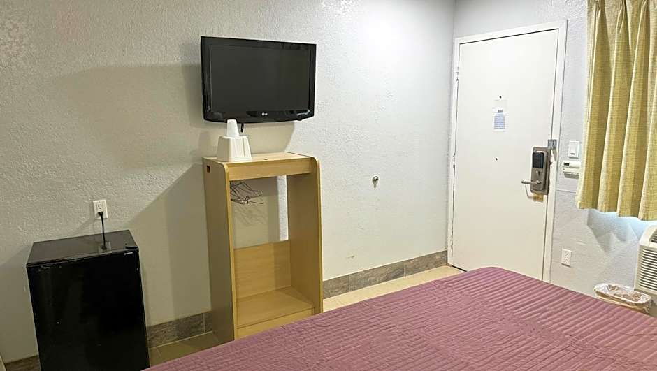 Xpress Inn & Extended Stays