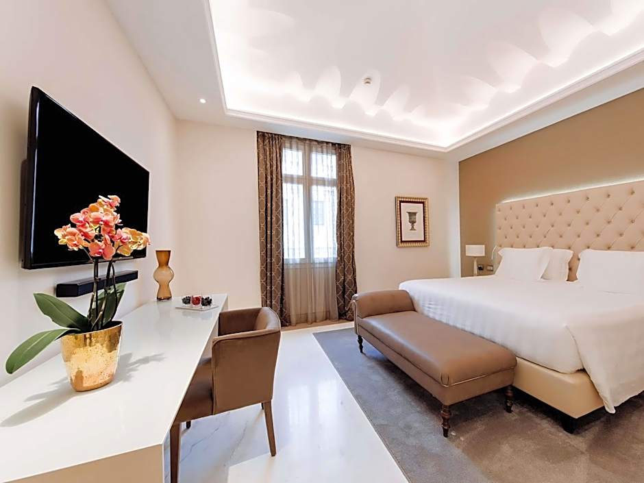 Aleph Rome Hotel, Curio Collection By Hilton