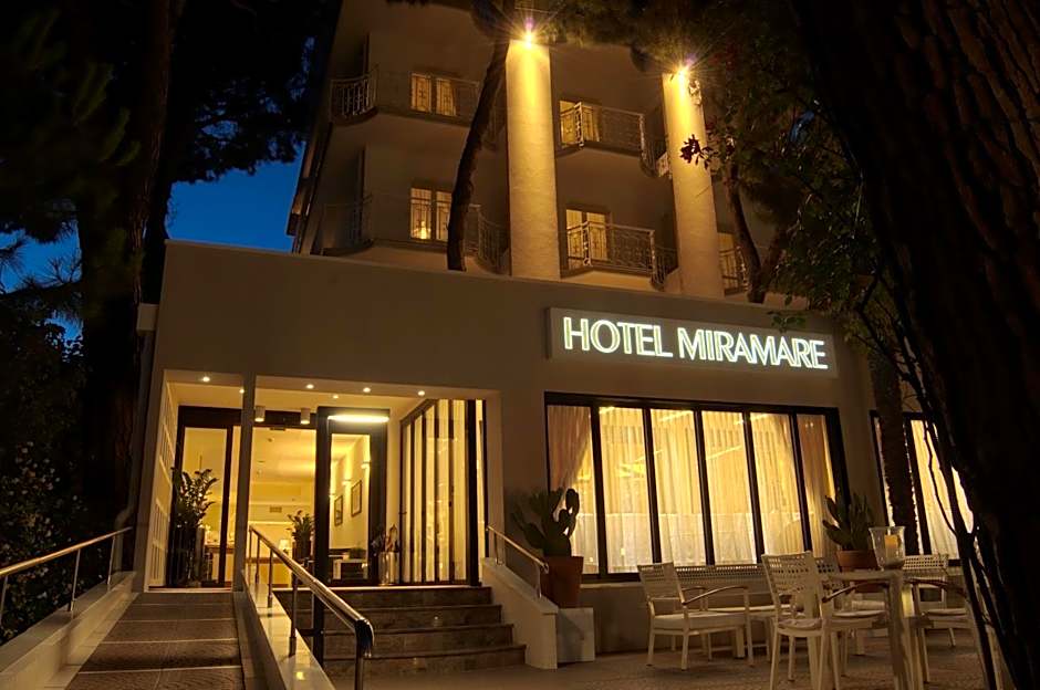 Hotel Miramare - SPA & Suites - Free Breakfast & Brunch Until 13-00