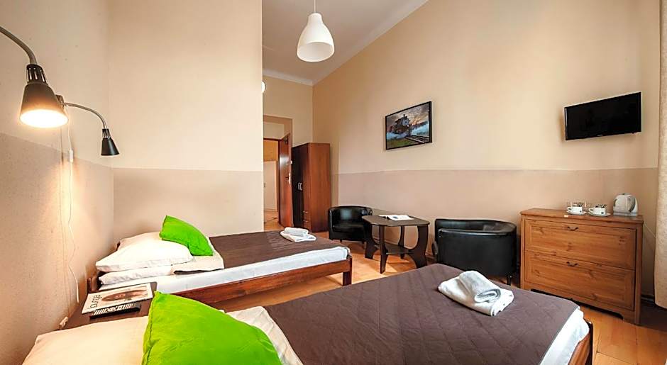 Station Aparthotel