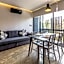 L103 New studio Apt AC Rooftop Panoramic views