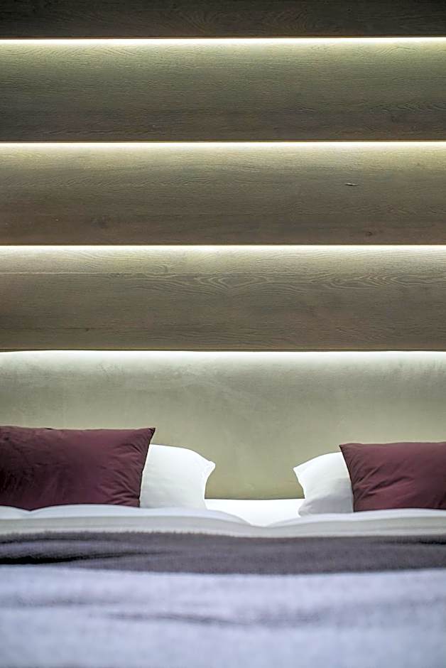 ElisabethHotel Premium Private Retreat- Adults only