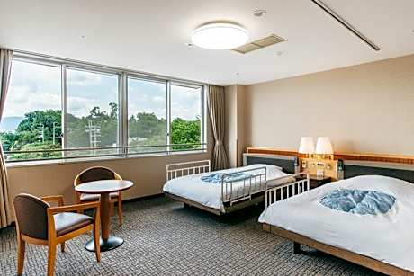 Accessible Room (With Private Bath)