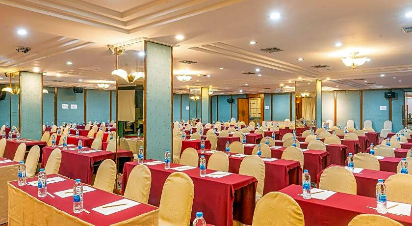 Nonthaburi Palace Hotel