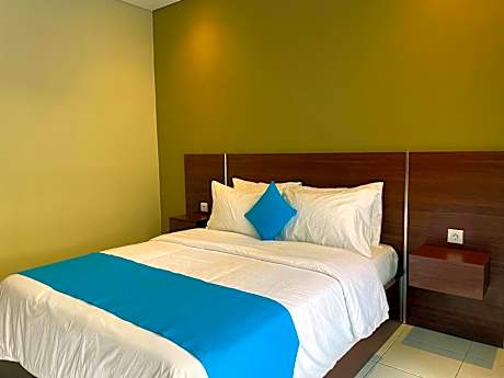 Deluxe Pool Access Room