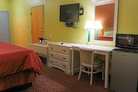 King Room - Non-Smoking