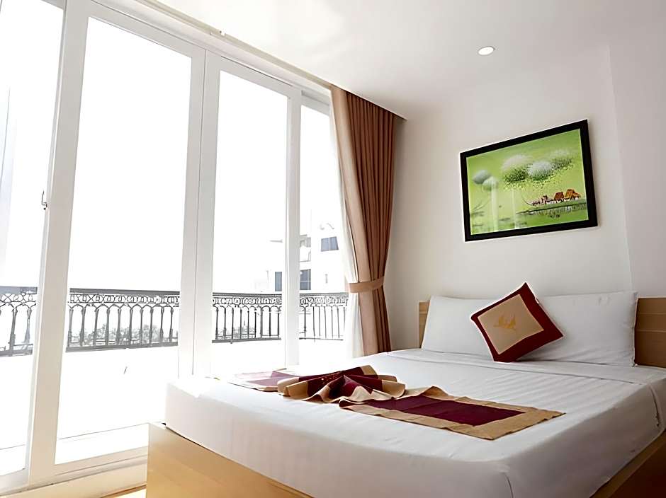 Prague Nha Trang Hotel
