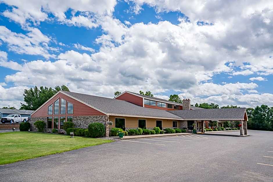 AmericInn by Wyndham Detroit Lakes