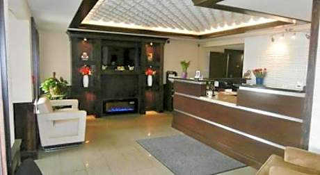 Americas Best Value Inn & Suites Thief River Falls