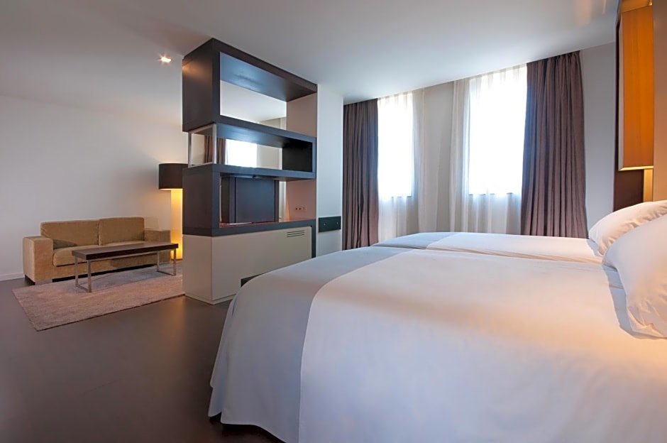 Hotel Barcelona Condal Mar Affiliated by Meliá