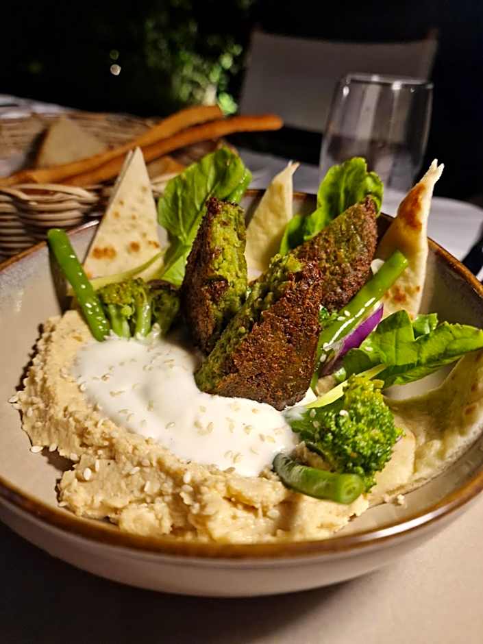 Dhow Inn Boutique Hotel