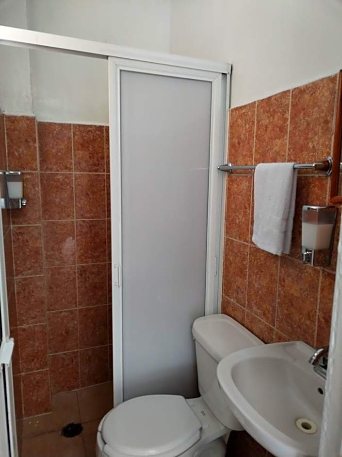 Hospedaje "La Gloria"