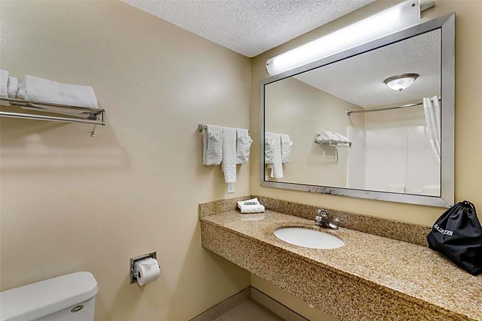 Best Western Plus Richmond Hill Inn