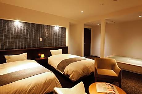 Superior Room with Tatami Area