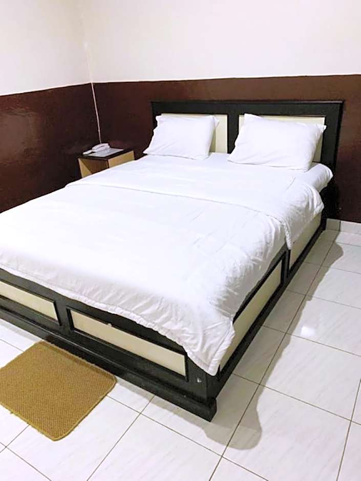 Hotel Cendrawasih Kotaraja By Reccoma