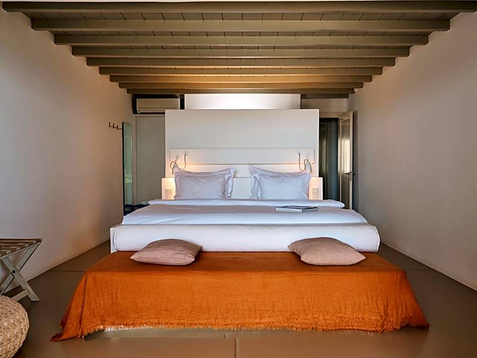 Mykonos Rocks Villas & Suites