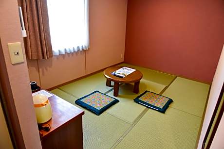 Japanese-Style Room