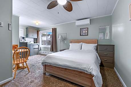 Queen Room with Sea View