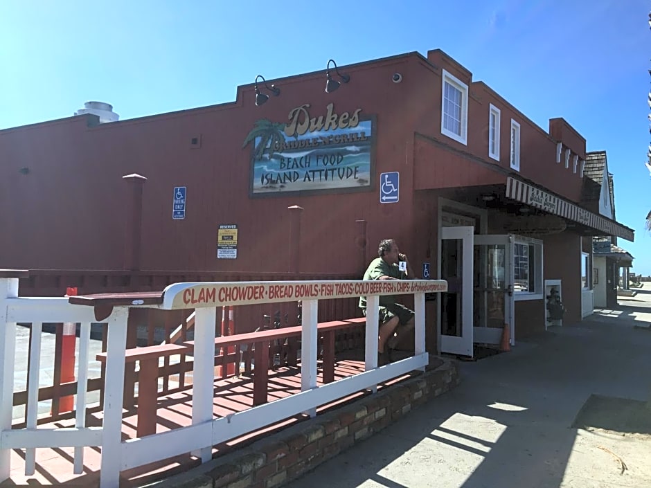The Shores Inn