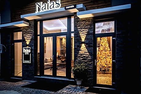 Naias Nemeia Luxury Rooms