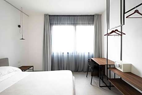 Superior King Suite