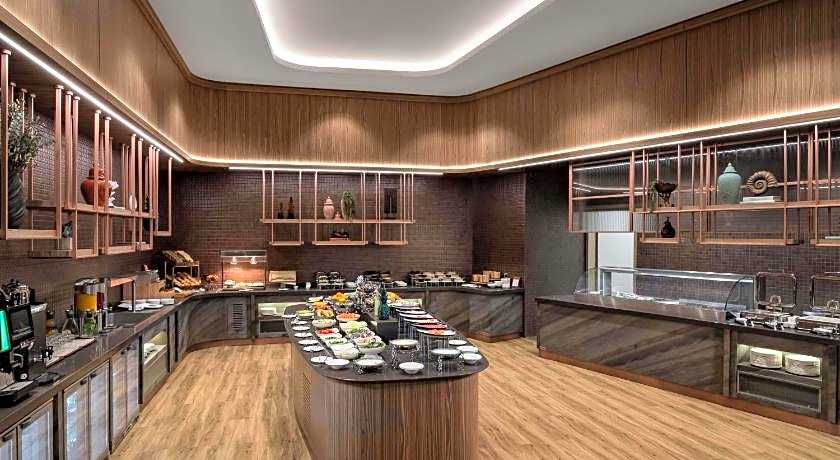 Mövenpick Living Istanbul Saklivadi