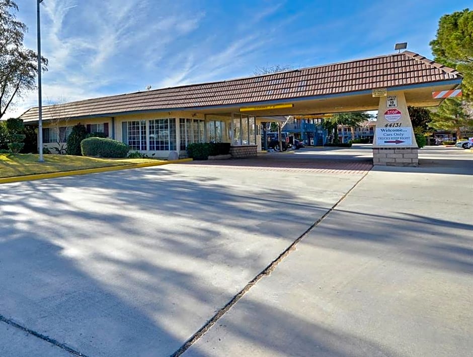Americas Best Value Inn & Suites - Lancaster