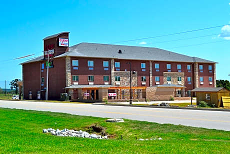 Red River Inn And Suites