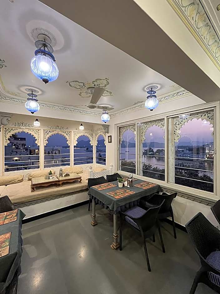 Mewar Haveli A Traditional Hotel