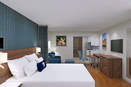 Scholar State College, Tapestry Collection by Hilton
