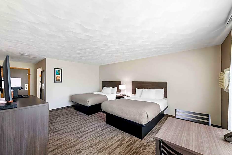Quality Inn & Suites Munising