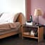 Dulan The Travel Bug Bistro Inn