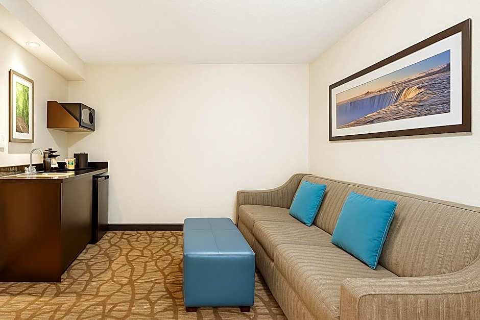 Embassy Suites By Hilton Niagara Falls Fallsview