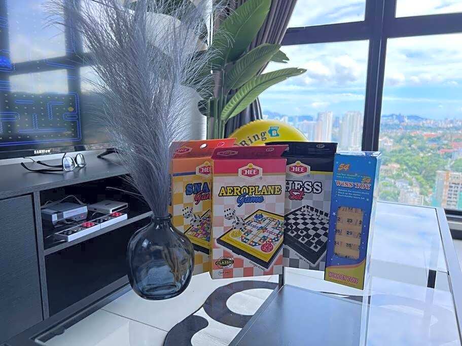 Georgetown Urban Family & Baby-Friendly Home with Skypool Seaview