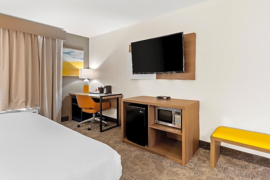 Comfort Inn & Suites Elk City South