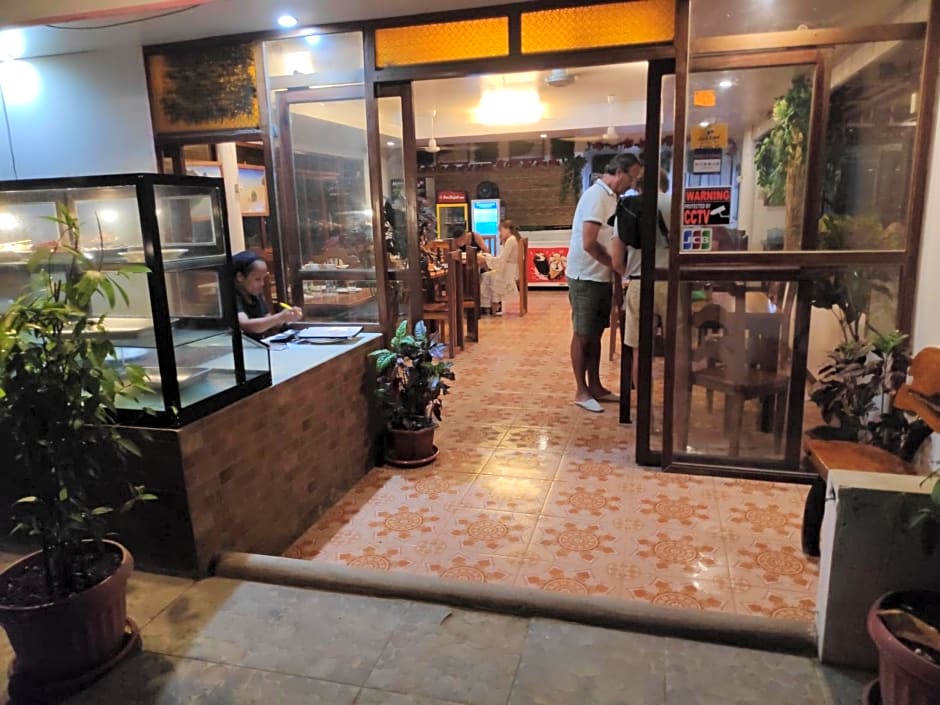 Ronaldo's Inn Siargao by Cocotel