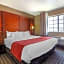 Comfort Suites Delavan - Lake Geneva Area