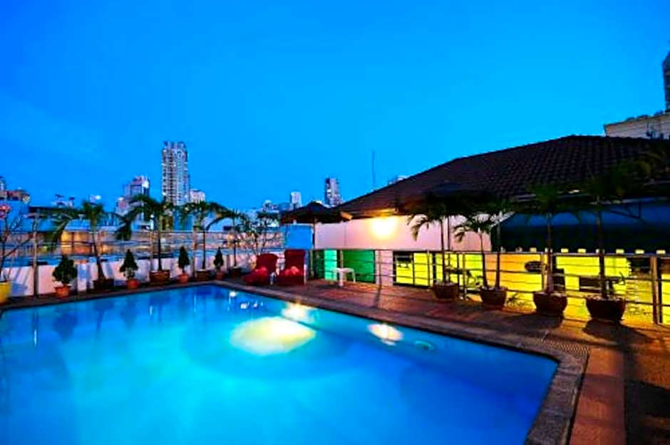 Admiral Suites Bangkok by Compass Hospitality