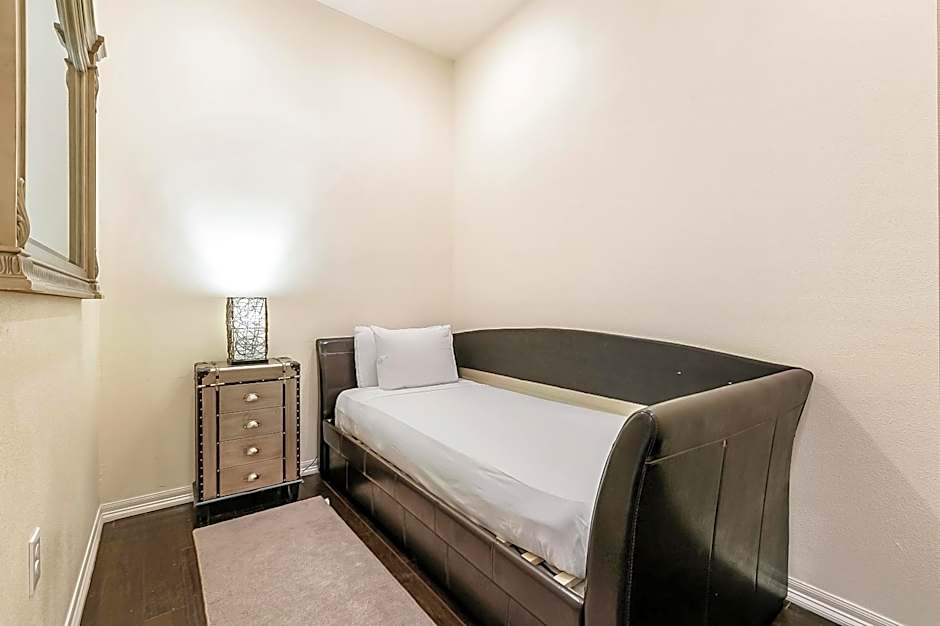 Modern, Spacious Condos with Luxury Amenities