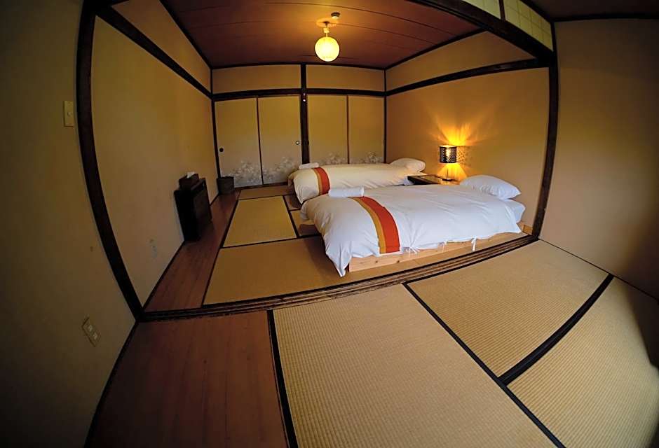 HA-MON Slope Side Hotel and Private Chalet