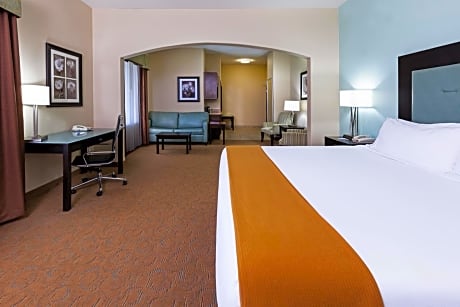 1 King Suite