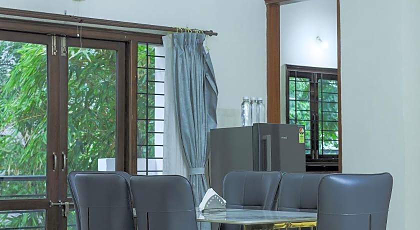 Hotel Athome & Serviced Apartments By Deccan Serai Hotels